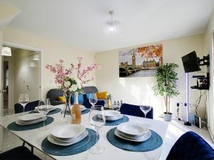 4BRD Luxury House RG2 - Free Parking