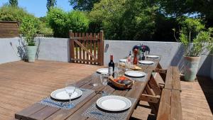Maisons de vacances Domaine Bardon - Deux Gites avec piscine pouvant accueillir jusqu-a 15 personnes a la campagne, Charente-Maritime : photos des chambres