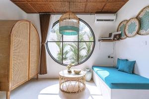 Woywoy Escape Bukian - Adults Only