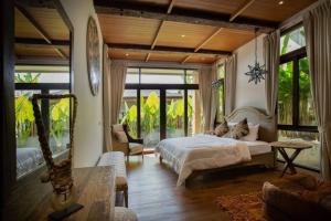 查龙3卧室半山海景别墅