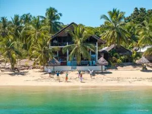 Madabay's Lodge Nosy Be - Ampasindava