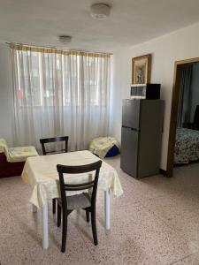 Apto Centro de Ccs, cerca todo!