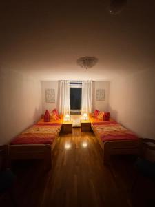 Pension FAULPELZ - Zweibettzimmer Gemeinschaftsbad