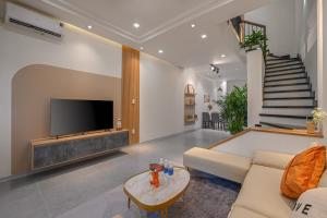 N to M Cozy House - near the my khê beach - dragon bridge - center