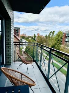 River View Downtown Apartment with balcony