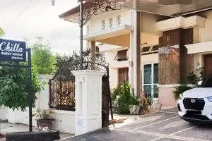 RedDoorz Syariah at Chilla Guest House Padang - Solok