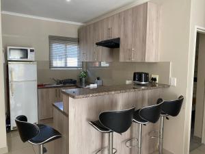 Long Stays- OR Tambo Eastgate