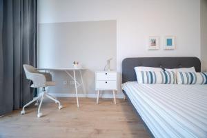 Mycampus 1 bdrm, stay 4, free parking, garden, self check-in