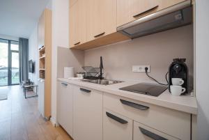 Mycampus 1 bdrm, stay 4, free parking, garden, self check-in