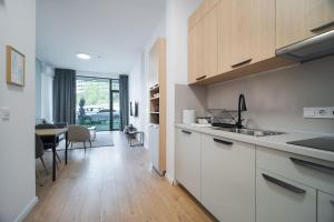 Mycampus 1 bdrm, stay 4, free parking, garden, self check-in