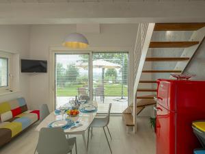 Pleasant apartment with pool