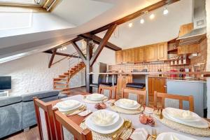 Đã Về - Đã Tới