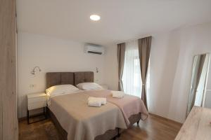 Apartman NAI WITH PRIVATE JACUZZI AND PARKING