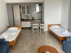 Mojito Apartament -302 for4-5 pers , Direct acces to Beach with free Parking