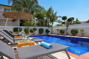 Villa Evia - Walking to Med Sea