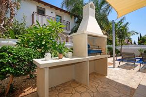 Villa Evia - Walking to Med Sea