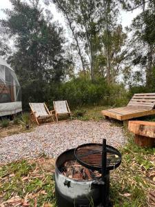 Magia Glamping, Domo Full Moon, entre las sierras y el mar