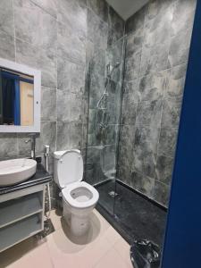 زافيرو مسرح سيد درويش للعائلات فقط families only