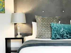 4 on Varneys Guest House