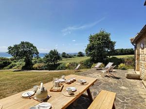 Maisons de vacances Villa Treberon - Vue mer exceptionnelle a Crozon : photos des chambres