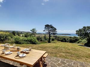 Maisons de vacances Villa Treberon - Vue mer exceptionnelle a Crozon : photos des chambres