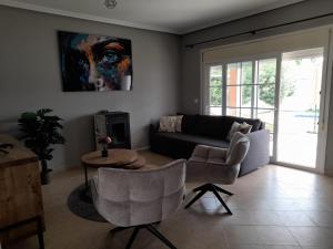 Villa Renes, with a private pool