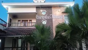 Everardus Mantap Guest House - Langgur