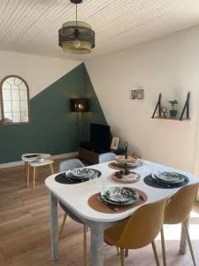 Maisons Martigny B - Proche Futuroscope et Aquascope - 阿瓦同