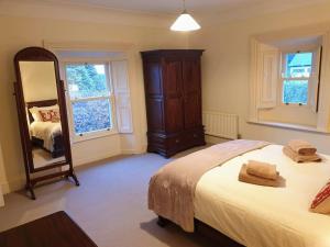 Period country housewithin equestrian centre