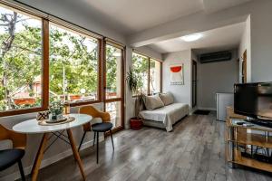 Cozy Apartment Green Terrace