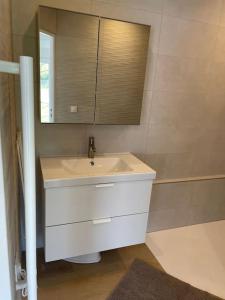 La Grangeneuve la petite maison