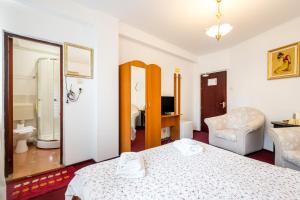 Double Room room in Flower's B&B