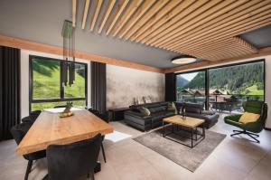 Atemberaubendes und charismatisches Luxus-Apartment in der Residenz Silvretta - 4-star hotels in See