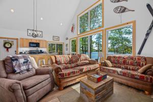 Driftwood Cabin Near Eagle River, WI