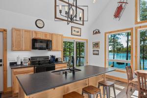 Driftwood Cabin Near Eagle River, WI