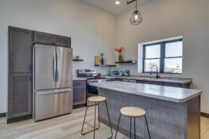 Modern, Open-Concept Apartment Downtown Cashton!