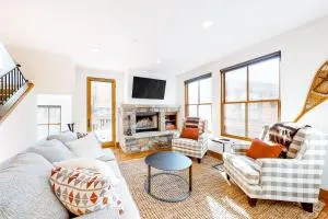 Trail Creek View - Bellevue