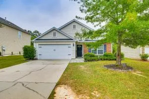 Pet-Friendly Home with Yard and Fireplace in Lexington - 列克星敦