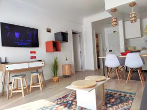 Sardine Beach House - Sea View