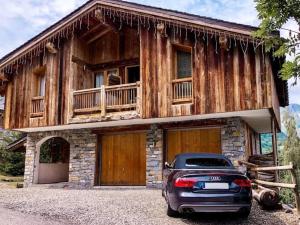 Chalets Chalet de prestige avec jacuzzi, sauna et cinema - FR-1-570-42 : Chalet