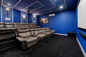 Cosmic Villa with Space Theme BR, Theater & Game Loft