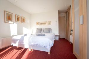 Studio 19 with private parking