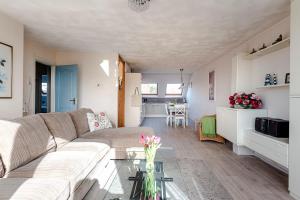 Sunny Spacious Apartment De Bijenkorf