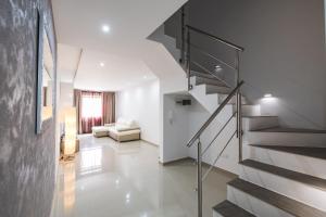 Spacious 2 bedroom apartment