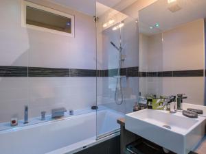 Courchevel Duplex Confort 3 Chambres, 6 Pers., Parking, Wifi - FR-1-575-145