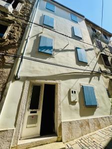 Rex apartment Piran - Free parking