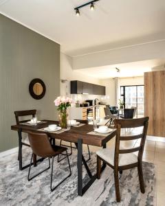 Woman Era-Penthouse apartment