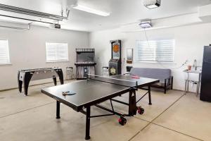 Sleeps 22 Two Houses Game Rooms