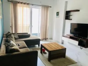 Mount Oasis Residency at Blue Ocean - 拉维尼亚山