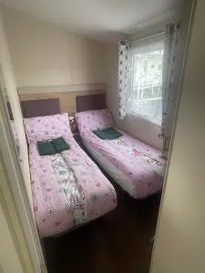 28 Roman’s Parade - Halvergate